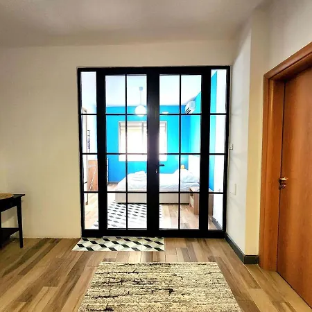 Turqoise Flat In Center With 24h Self Check In Apartmán *