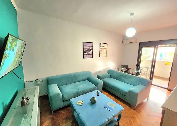 Turqoise Flat In Center With 24h Self Check In Tirana