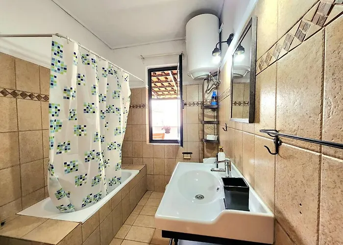 Turqoise Flat In Center With 24h Self Check In * Tirana