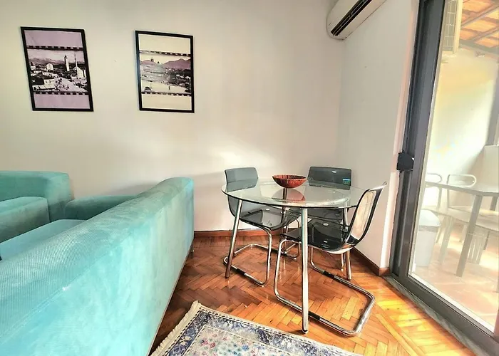 Turqoise Flat In Center With 24h Self Check In טיראנה