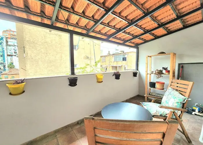 Turqoise Flat In Center With 24h Self Check In ティラナ